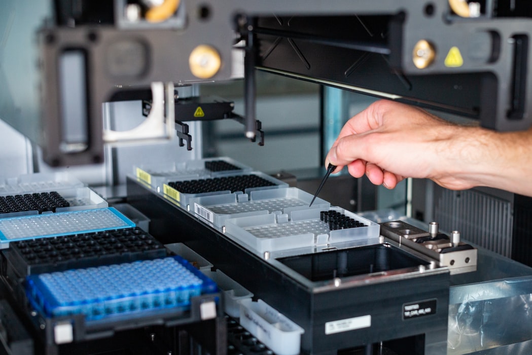 Robotic testing machine in drug manufacturing. Credit: Aleks Marinkovic